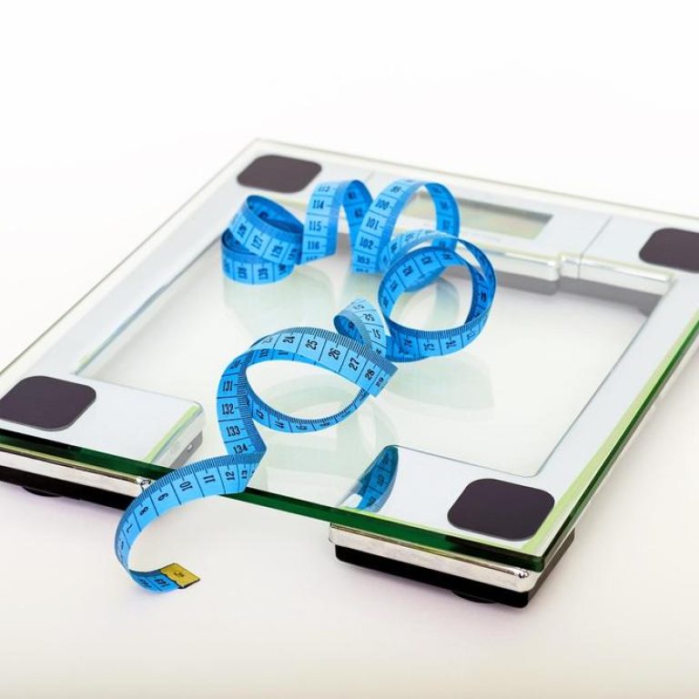 Food-scale-211e426481d3473f983ae6e5c60893bf