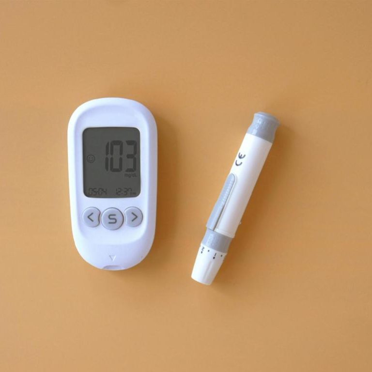 glucose-testing-1820e83755c741f58fbb71f0cd2a5d33